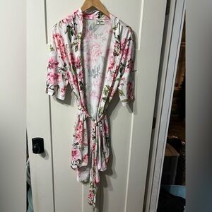 Show Me Your Mumu Womens One Size Pink Flower Robe with belt, Garden of Blooms